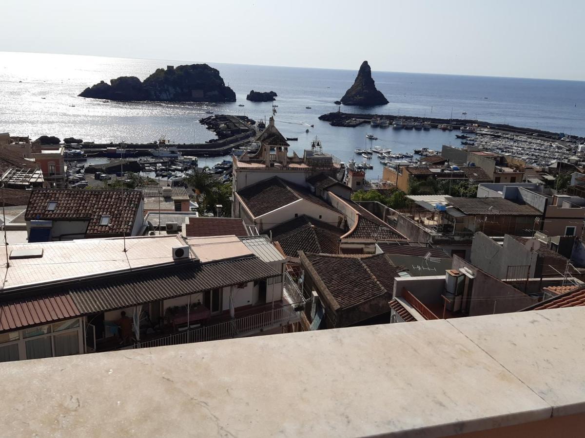 Casa Vacanze Rosa Aci Trezza Extérieur photo